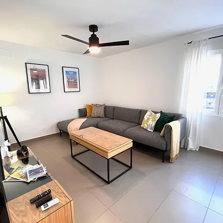 Appartement Junto Al Paseo Maritimo De *
